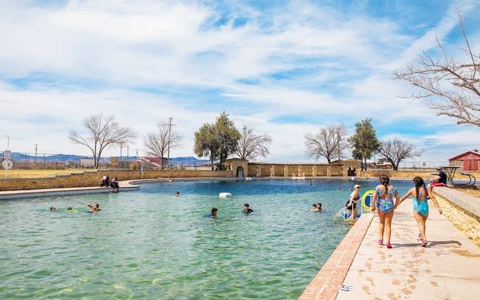Balmorhea State Park, Texas: What to Know Before You Visit in 2026